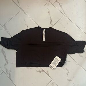 Lululemom Cropped short sleeve